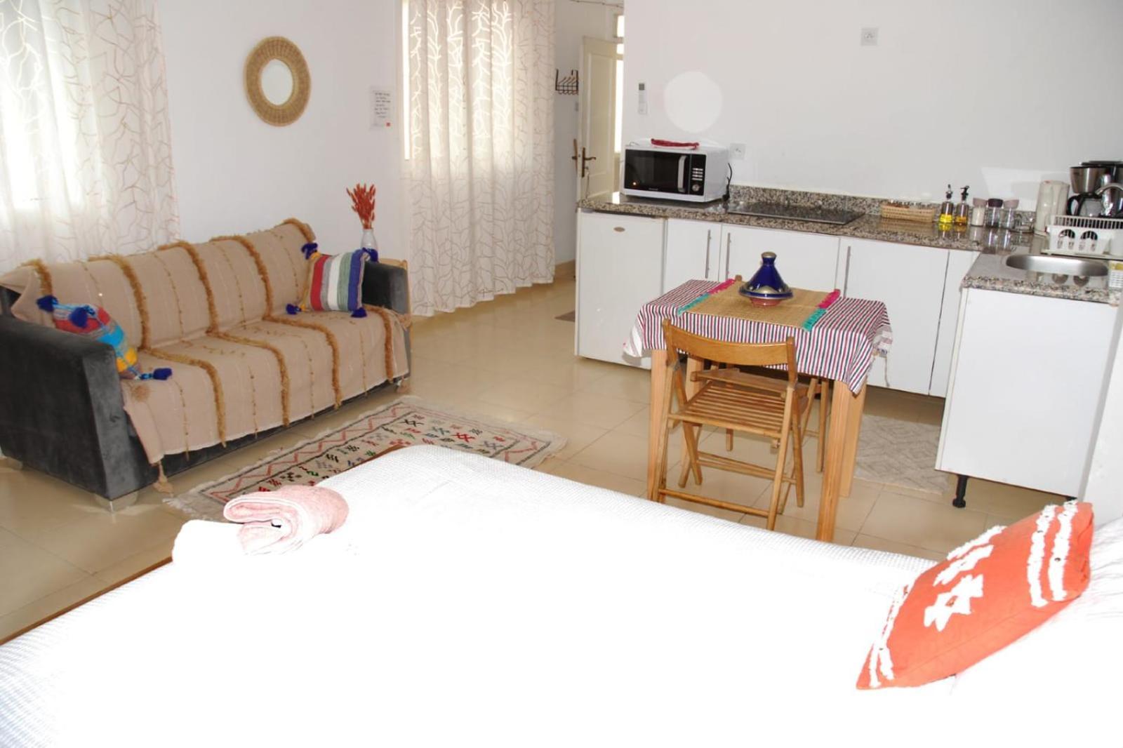 Studio Lumineux Avec Terrasse Tanger Luaran gambar